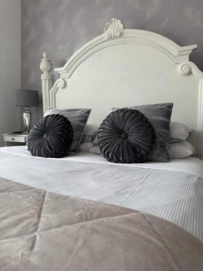Baytree House 4*