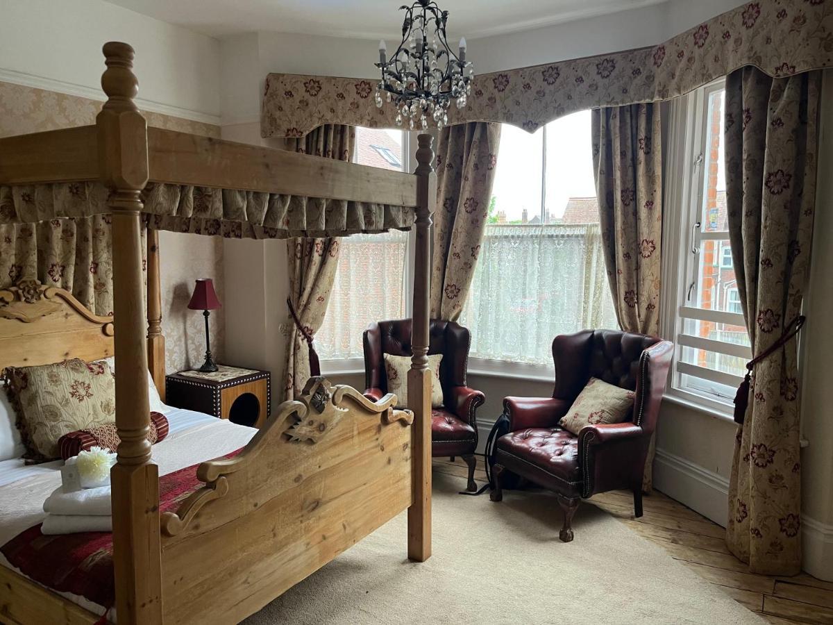 Baytree House 4*